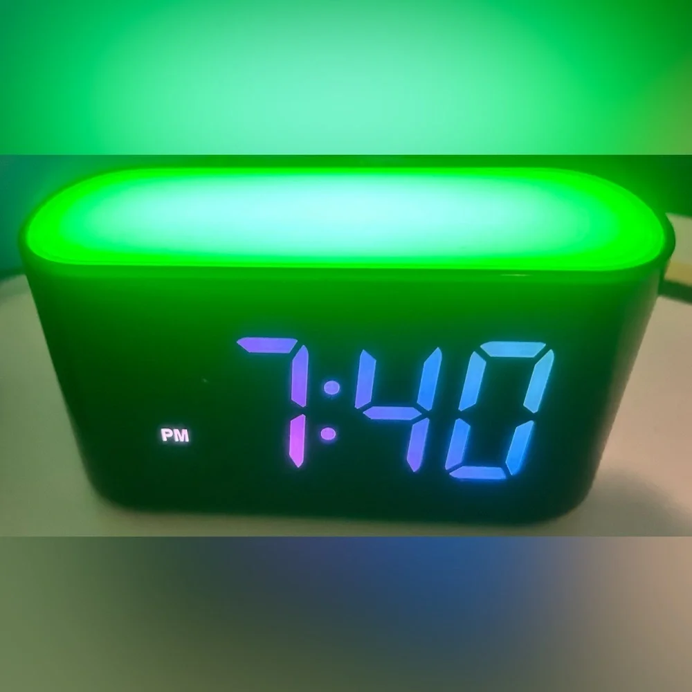 Alarm clock - Picture 8 of 10